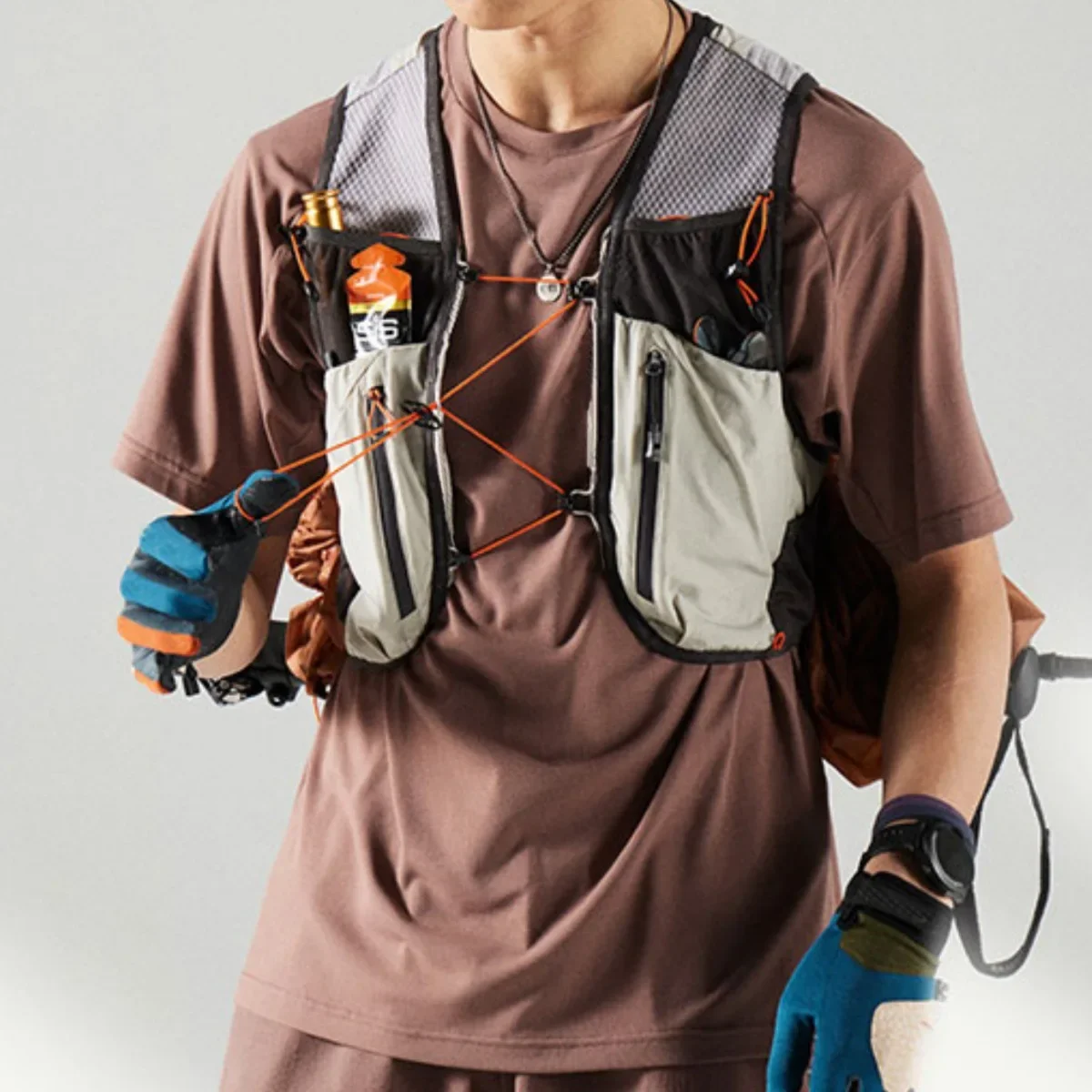 เสื้อกั๊กน้ำหนักเบาสำหรับเดินป - Running Hydration Vest บทวิจารณ์และราคา