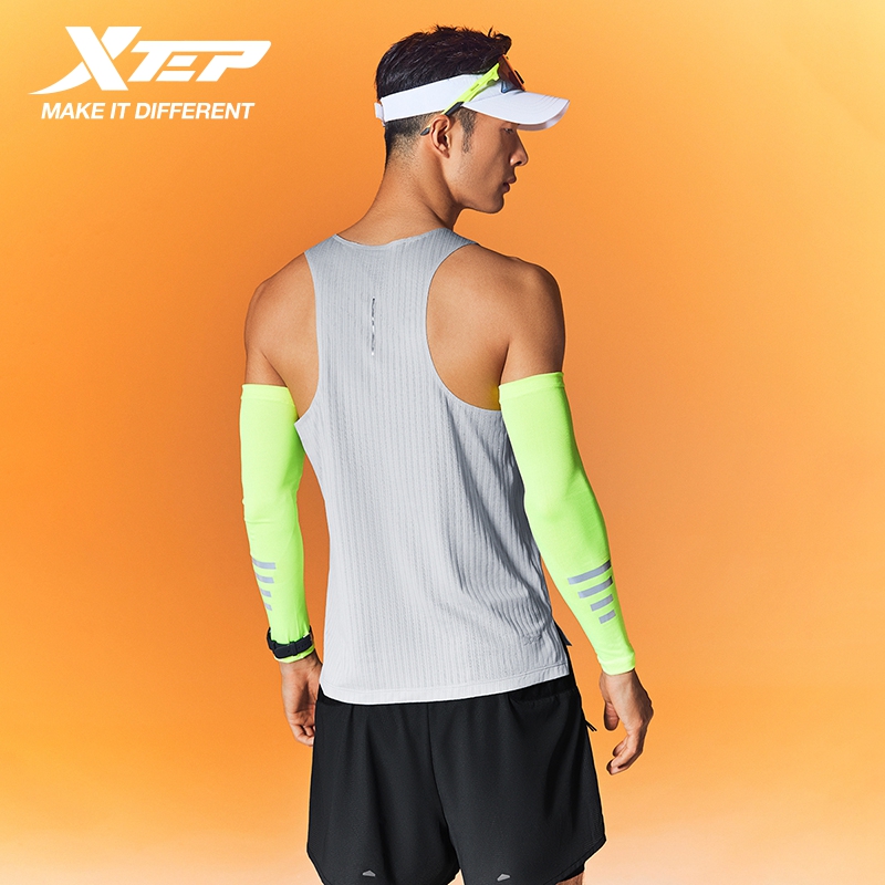 เอ็กซ์เท็ป 2000 กม. PRO เสื้อก - Running Hydration Vest บทวิจารณ์และราคา