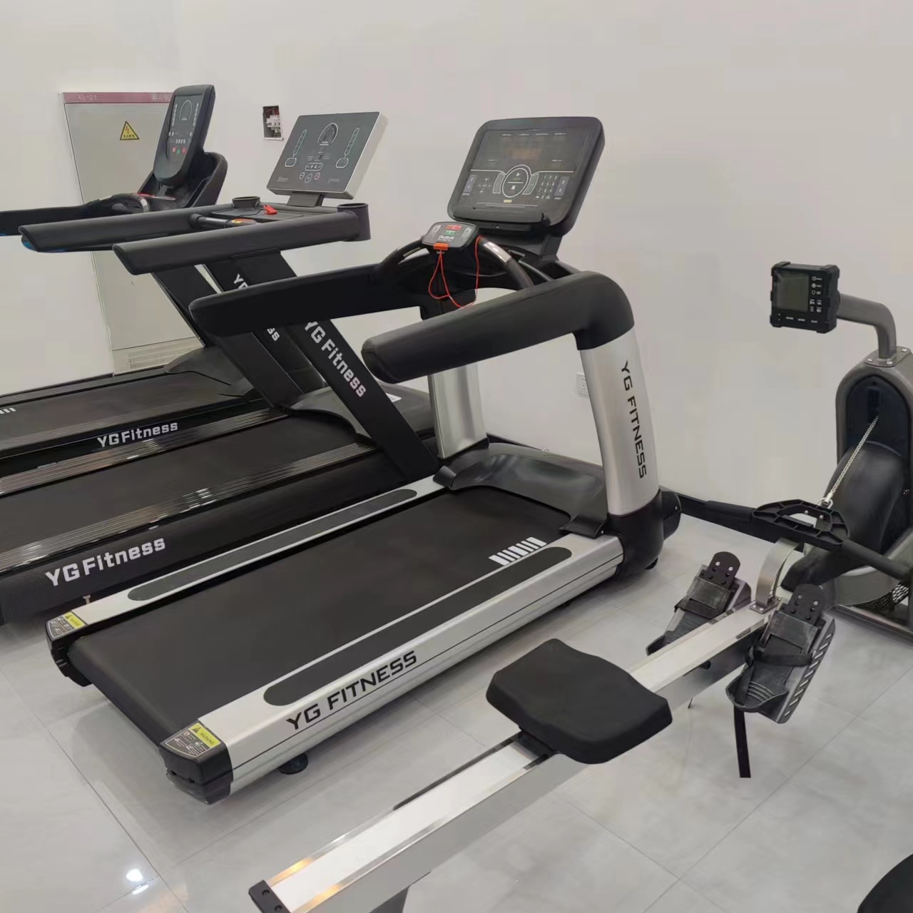 ลู่วิ่งไฟฟ้าสำหรับยิม 3 แรงม้า - Running Gear Gym บทวิจารณ์และราคา